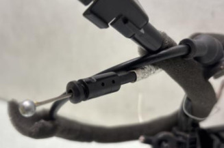 Serrure arriere droit RENAULT CLIO 4