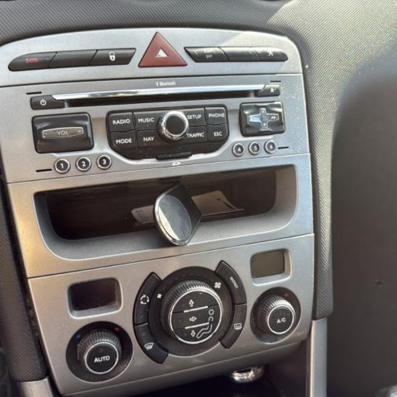 Porte avant droit PEUGEOT 308 1 Photo n°18