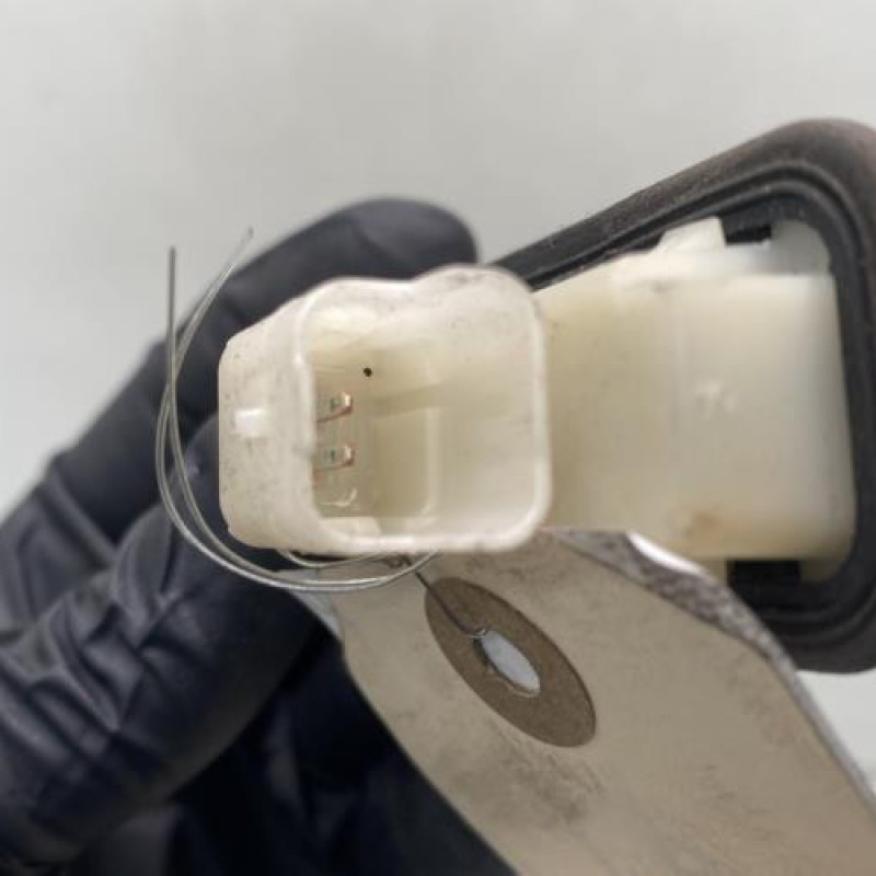 Bouton de coffre PEUGEOT 308 1 Photo n°3