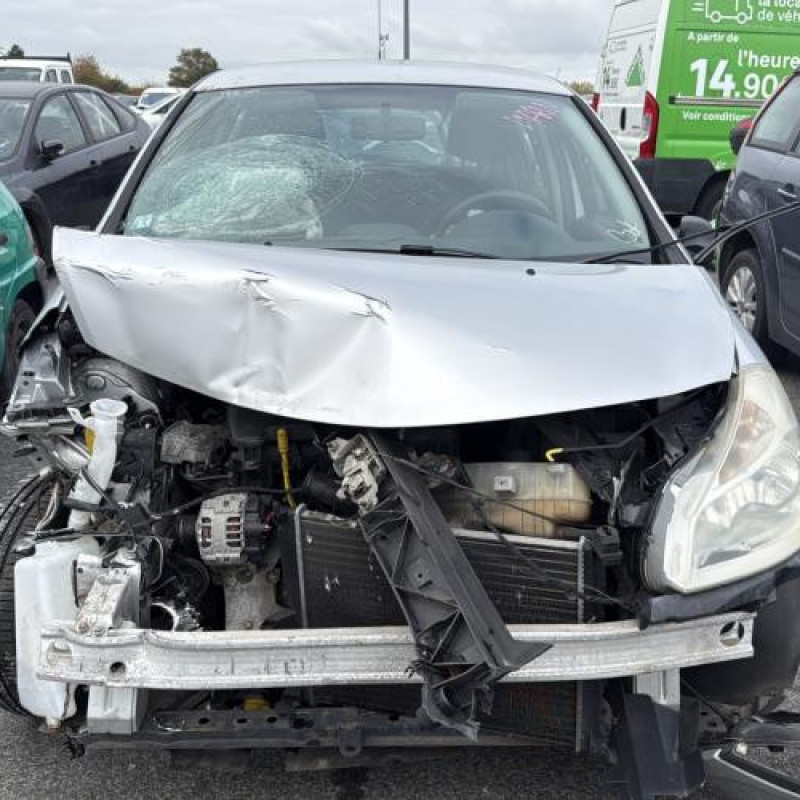 Feu arriere principal gauche (feux) RENAULT CLIO 3 Photo n°11