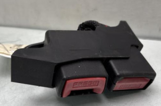 Attache ceinture arriere droit RENAULT CLIO 3 Photo n°1