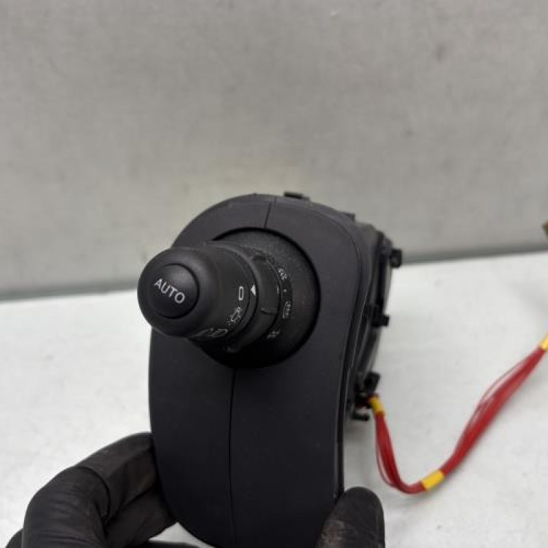 Commodo phare RENAULT CLIO 3 Photo n°3