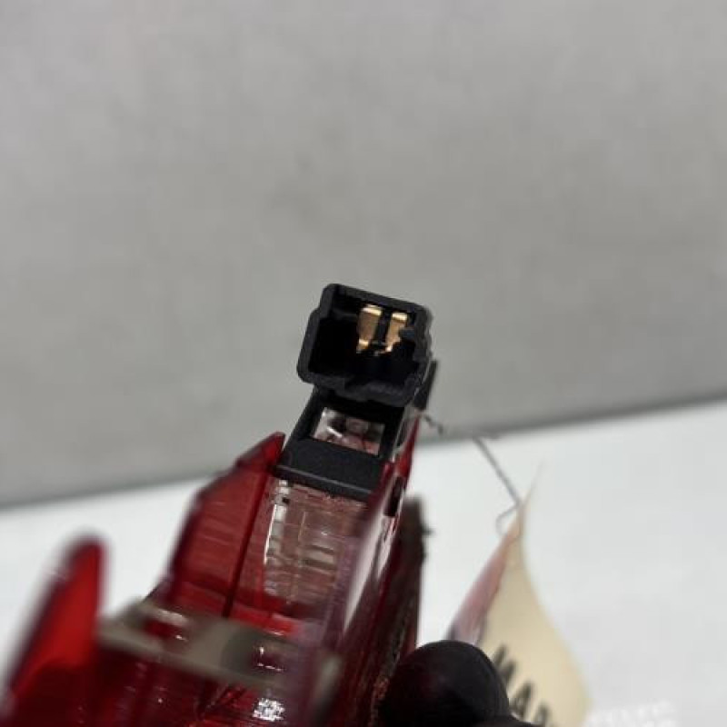 Feu arriere stop central RENAULT CLIO 3 Photo n°3