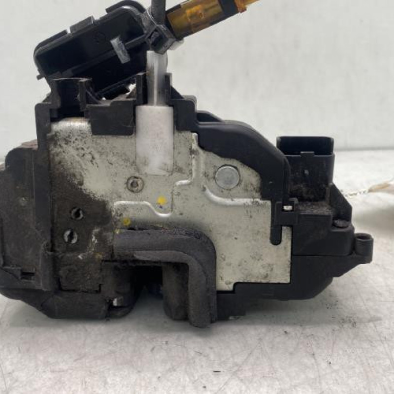 Serrure avant gauche RENAULT CLIO 3 Photo n°4