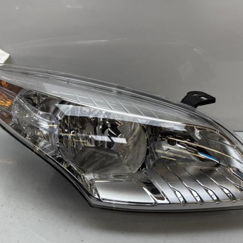 Optique avant principal droit (feux)(phare) RENAULT MEGANE 3 Photo n°1