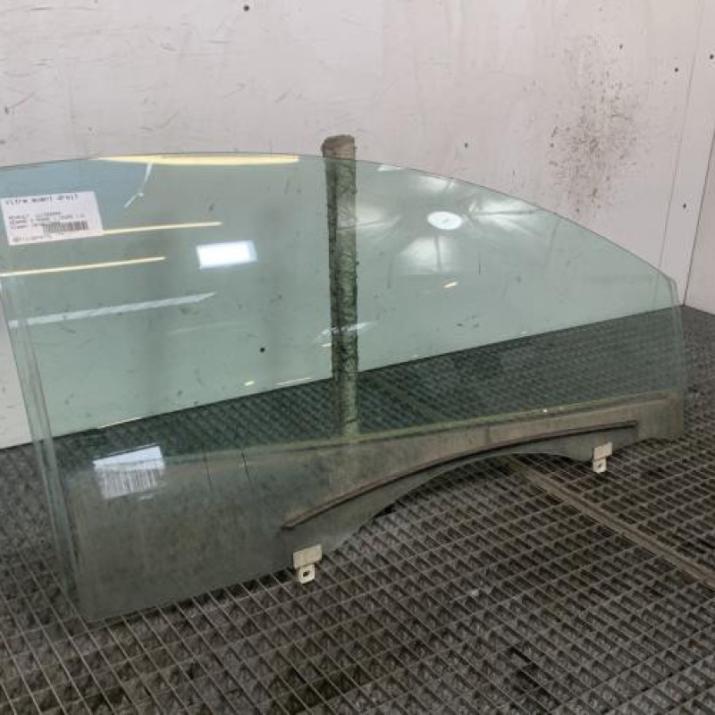 Vitre avant droit RENAULT MEGANE 3 Photo n°3