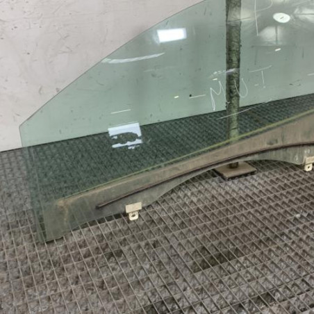 Vitre avant gauche RENAULT MEGANE 3