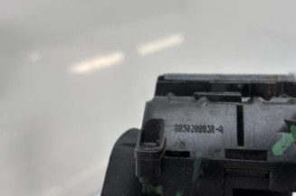 Serrure avant droit RENAULT MEGANE 3