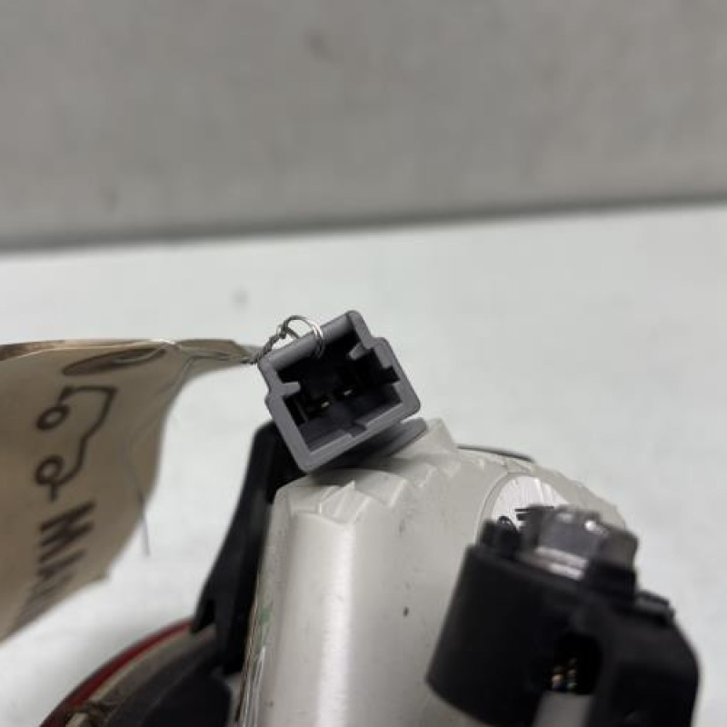 Feu arriere secondaire gauche (feux) RENAULT TWINGO 2 Photo n°3