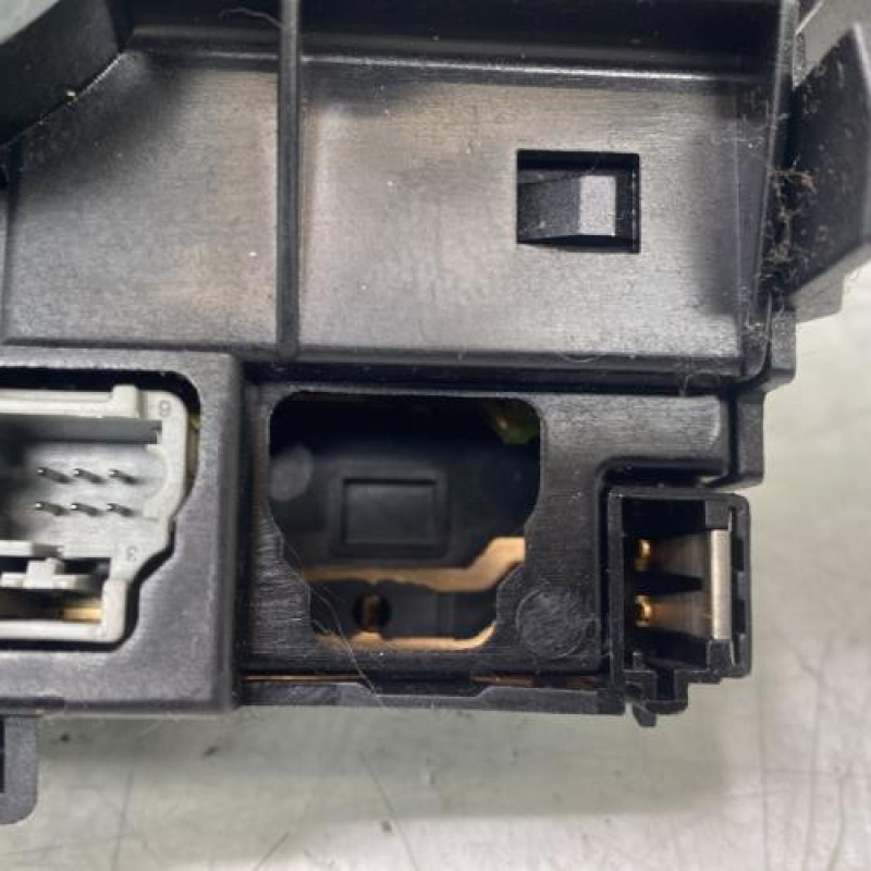 Com (Bloc Contacteur Tournant+Commodo Essuie Glace+Commodo Phare) CITROEN C3 1 Photo n°8