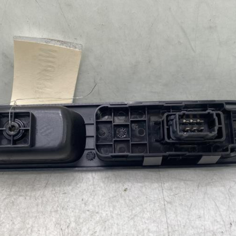 Interrupteur de leve vitre avant droit PEUGEOT 207 Photo n°3