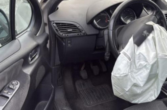 Interrupteur de leve vitre avant droit PEUGEOT 207