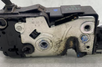 Serrure avant gauche PEUGEOT 207