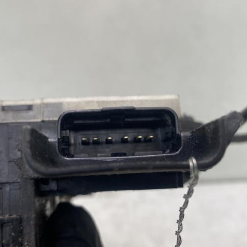 Serrure avant gauche PEUGEOT 207 Photo n°5