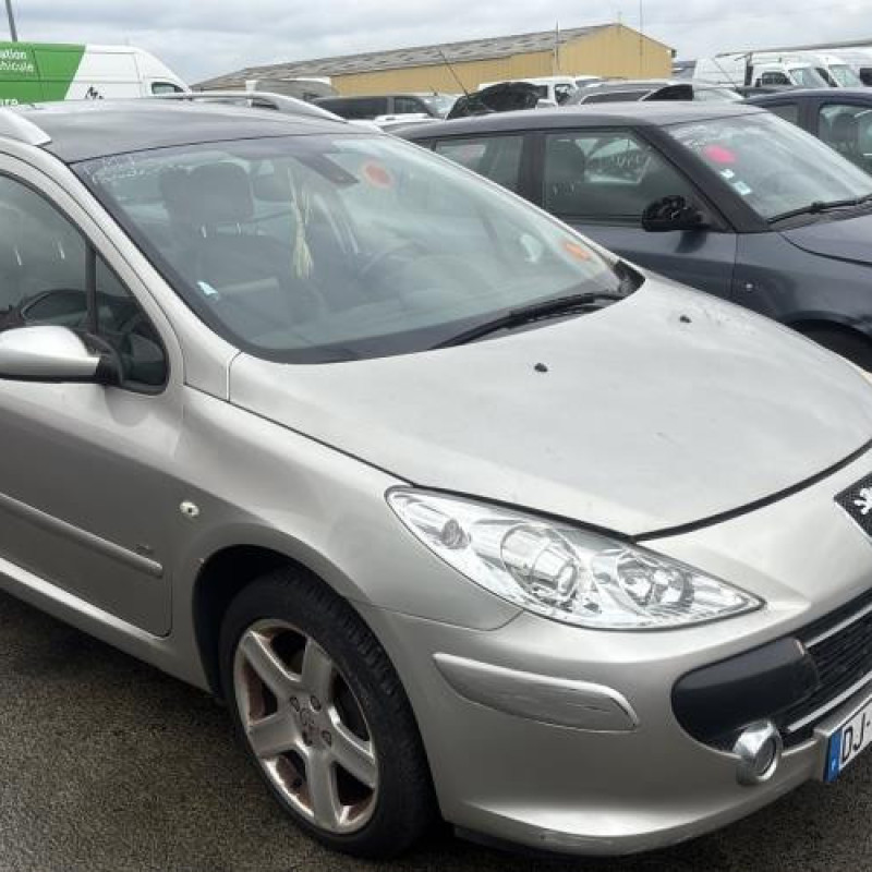 Optique avant principal droit (feux)(phare) PEUGEOT 307 Photo n°8