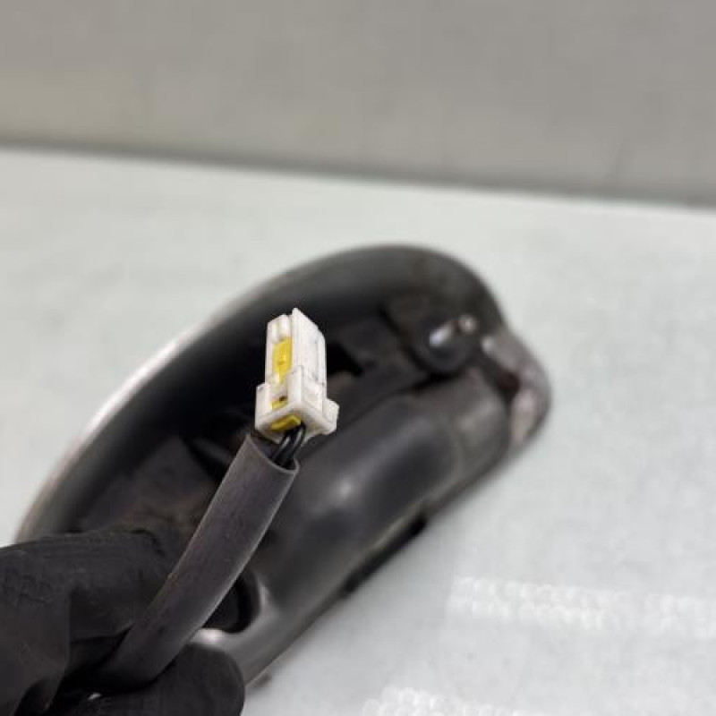 Bouton de coffre NISSAN MICRA 3 Photo n°3