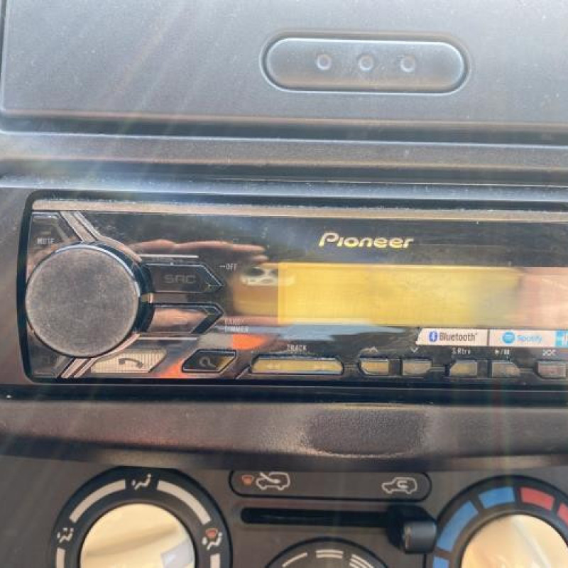 Bouton de coffre NISSAN MICRA 3 Photo n°8