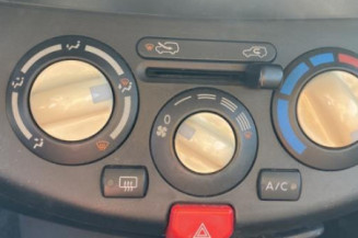 Feu arriere stop central NISSAN MICRA 3