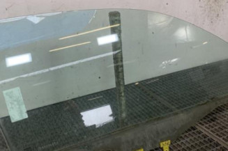 Vitre avant droit NISSAN MICRA 3