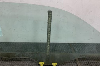 Vitre avant gauche NISSAN MICRA 3