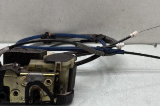 Serrure avant gauche PEUGEOT 1007 Photo n°1