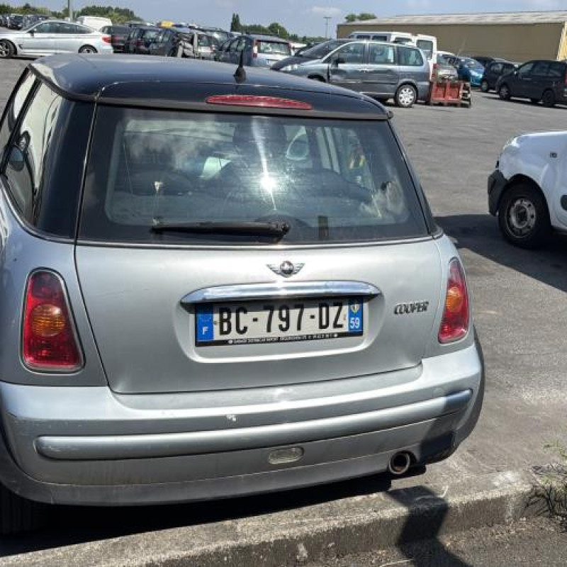 Pare choc arriere MINI MINI 1 R50/R53 Photo n°11