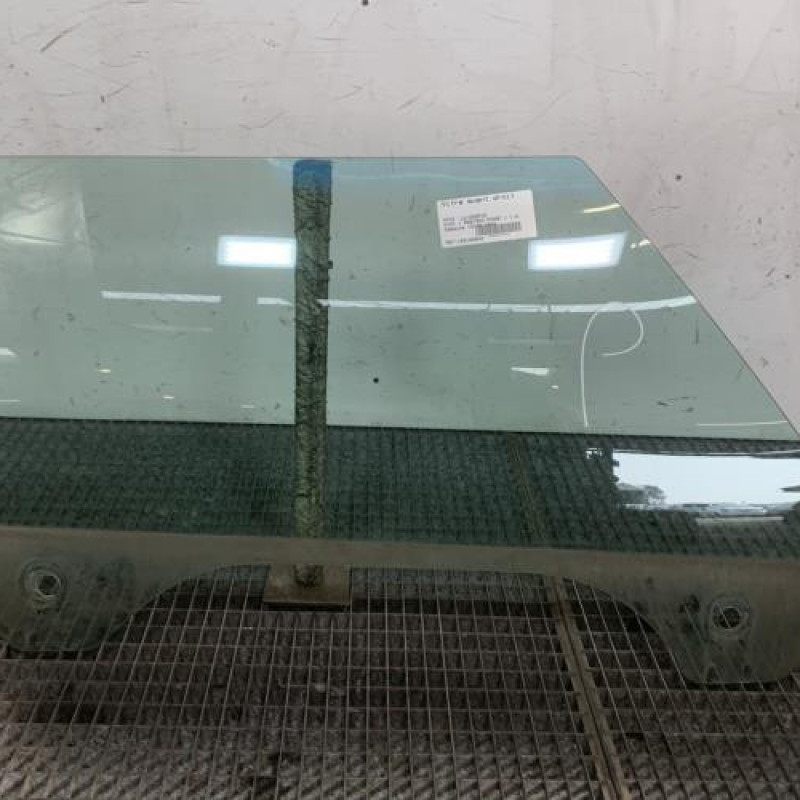 Vitre avant droit MINI MINI 1 R50/R53 Photo n°1