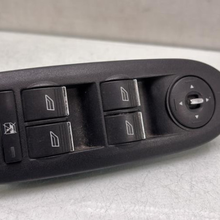 Interrupteur de leve vitre avant gauche FORD KUGA 1 Photo n°1