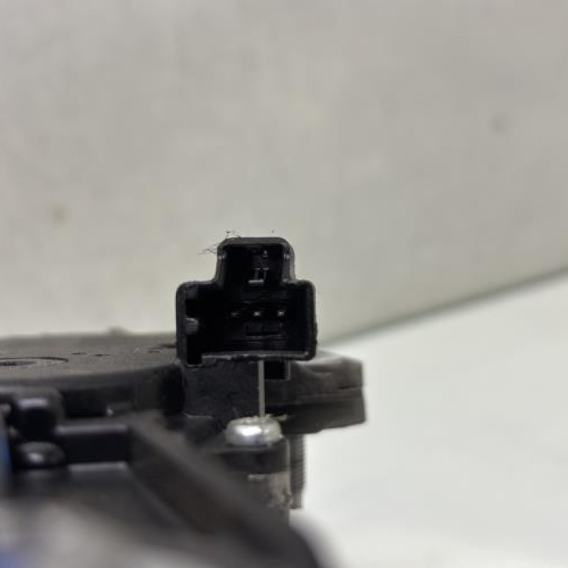 Moteur essuie glace arriere FORD KUGA 1 Photo n°3