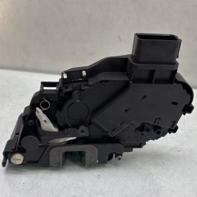 Serrure arriere gauche FORD KUGA 1 Photo n°3