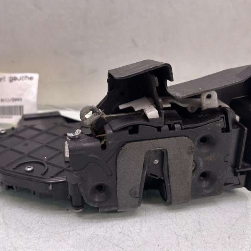 Serrure avant gauche FORD KUGA 1 Photo n°1