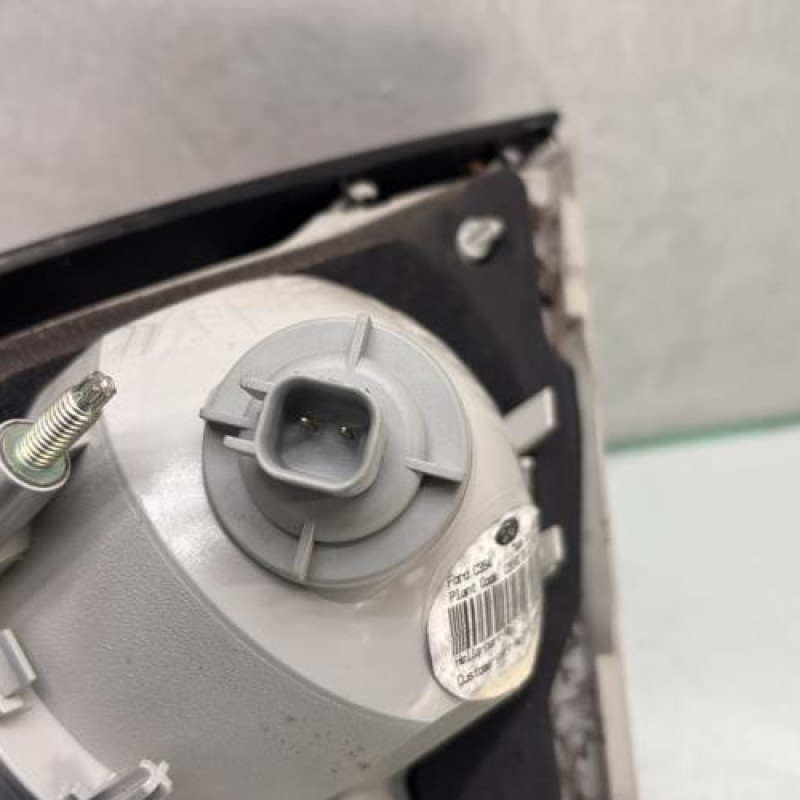 Feu arriere secondaire gauche (feux) FORD KUGA 1 Photo n°4