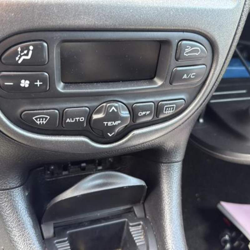 Bloc ABS (freins anti-blocage) PEUGEOT 206 Photo n°10