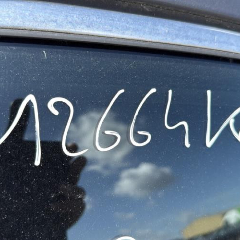 Anti brouillard droit (feux) OPEL INSIGNIA 1 Photo n°11