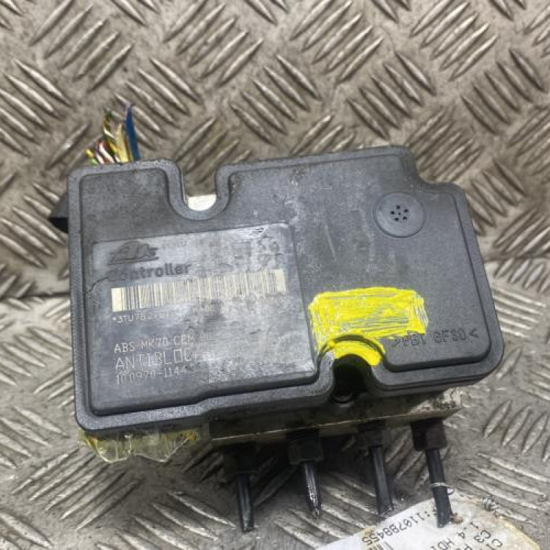 Bloc ABS (freins anti-blocage) CITROEN C3 PLURIEL Photo n°1