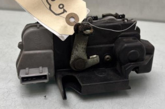 Serrure arriere gauche PEUGEOT 307