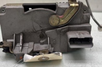 Serrure avant droit PEUGEOT 307