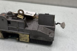 Serrure avant droit PEUGEOT 307