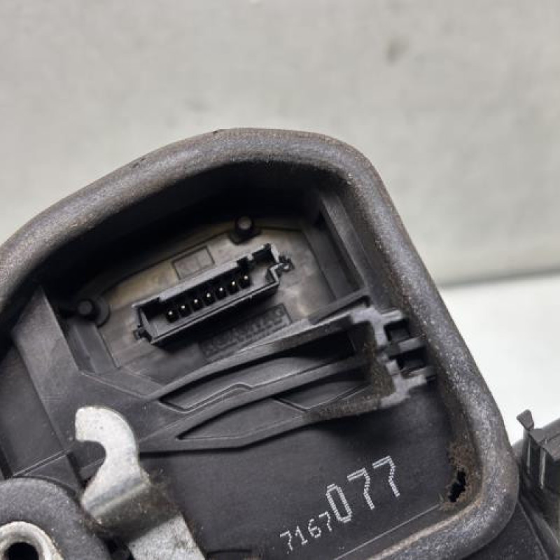 Serrure avant gauche BMW SERIE 1 E87 Photo n°4