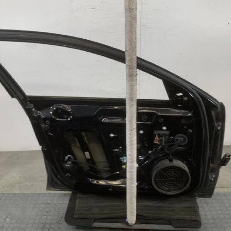 Porte avant gauche AUDI A4 3 Photo n°4