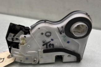 Serrure arriere droit SUZUKI BALENO 2