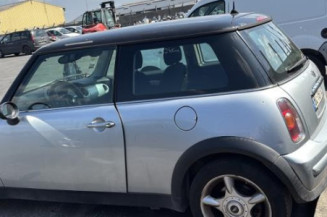 Pare boue arriere gauche MINI MINI 1 R50/R53