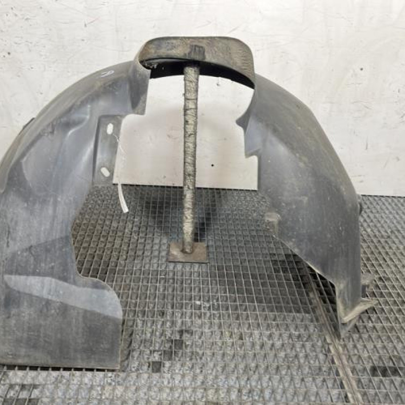 Pare boue avant droit FORD KUGA 1 Photo n°1