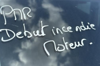 Pare boue avant droit FORD KUGA 1