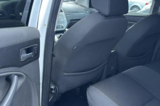 Pare boue avant droit FORD KUGA 1