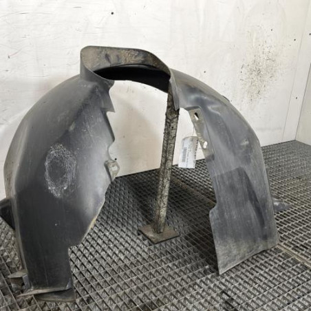 Pare boue avant gauche FORD KUGA 1