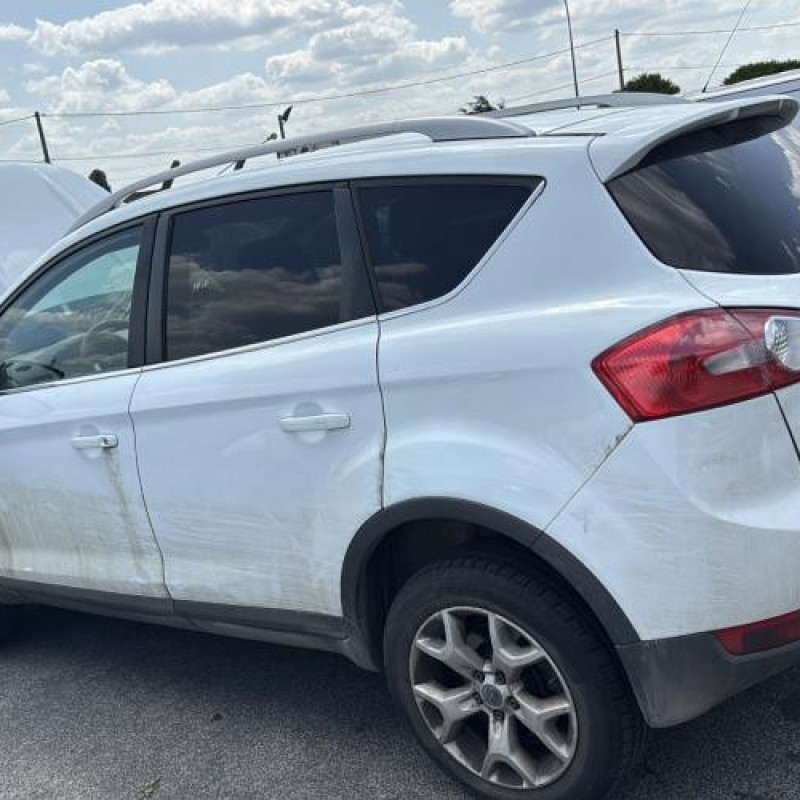 Pare boue avant gauche FORD KUGA 1 Photo n°10