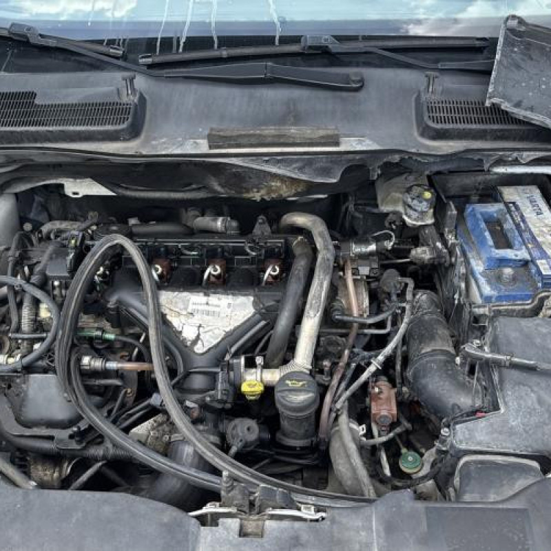 Pare boue avant gauche FORD KUGA 1 Photo n°13