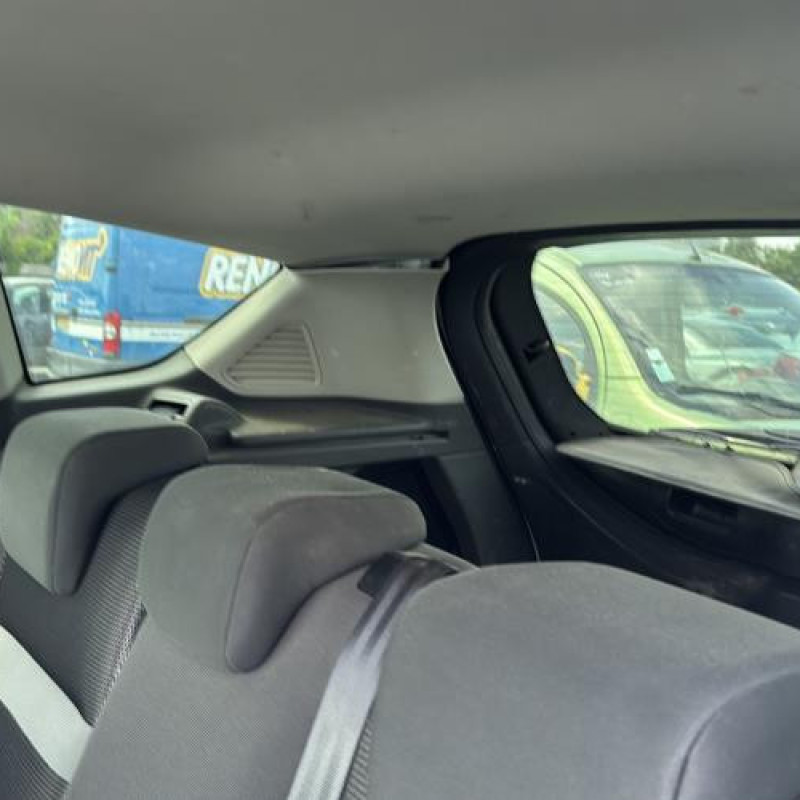 Pare boue avant gauche FORD KUGA 1 Photo n°19