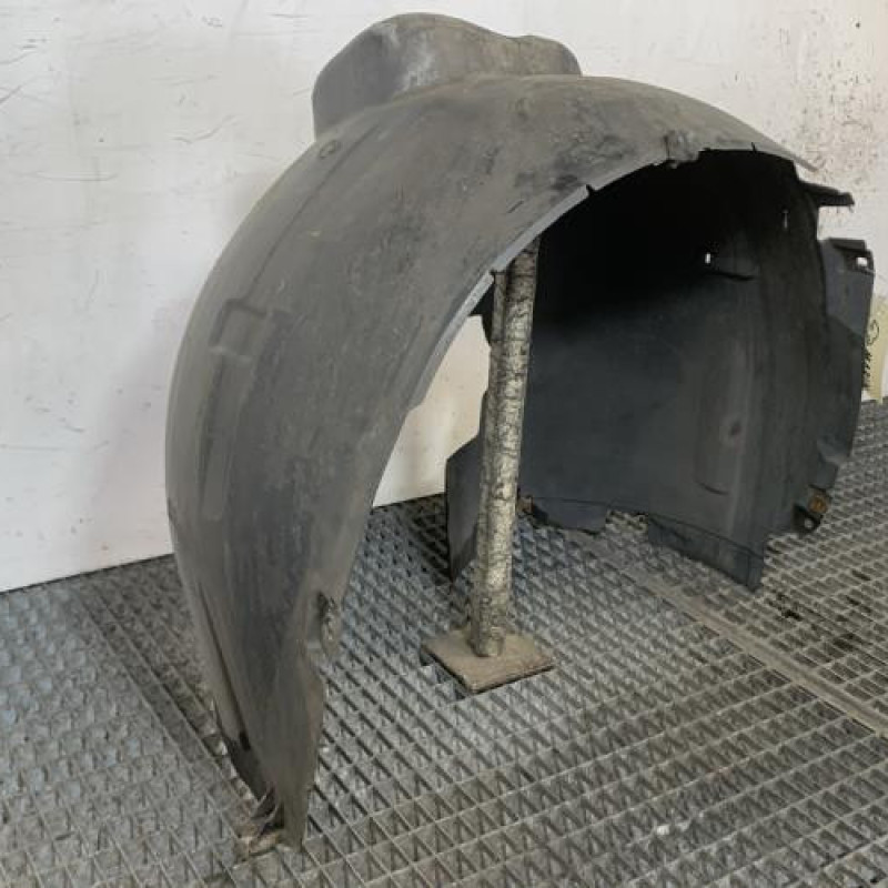 Pare boue avant droit FORD FOCUS 2 Photo n°2